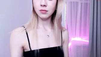 emmi_rosee Flawless milf