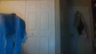 alexiaaka cute chick jerks both holes