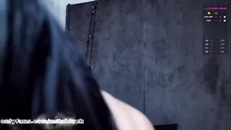 Miladenver charming babe in free chat