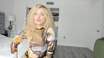 theislandgirl Adorable slut violently fucks with a man at night