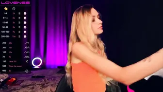 _grace_ gets squirt orgasm