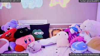 kati3kat sexy blonde gently masturbates cunt