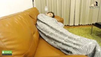 hornypuca shows her pussy on the chair