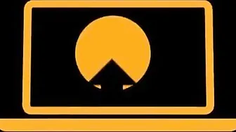 Fiamurr cute girl shows the body