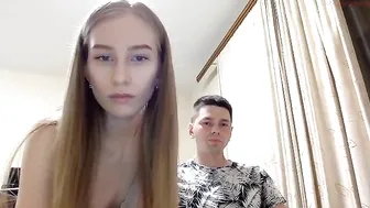 naydimeny Wet fingering with very beautiful lips