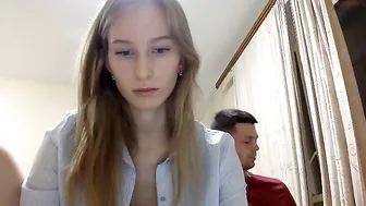 naydimeny cute young lady fucked her cunt with a phallus