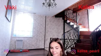 misss_vikki bitch shows small tits