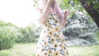 Morningpleasure gorgeous slut shows big ass