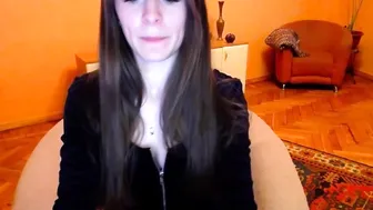 karen_blake cute bitch shows off her gorgeous body