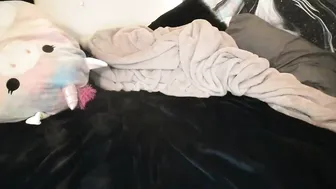 badgrljade busty chick caresses shaved pussy