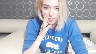 littlefluer Gorgeous bitch chatting in fries
