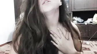 crissheaven4u Experienced woman fucks with sex toy