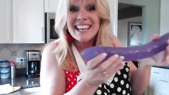 daniluvs2 Spicy chick fucks sex toy