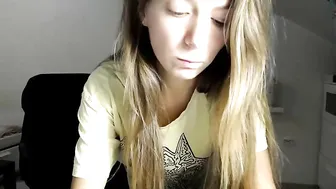 princessmaya Crazy slut shows off saggy tits