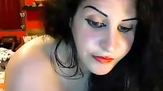 samirasokar32 Crazy doll masturbates shaved pussy