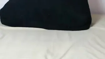 annaeskiss Beautiful ballerina pulls pussy