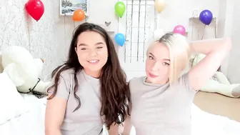 girl_of_yourdreams amazing pussy sucking on pussy