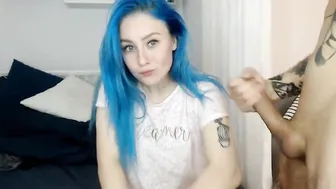 mineeett Naughty bitch sucks guy's dick