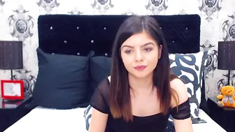 ynnesbronte Mature confused jerks off shaggy pussy