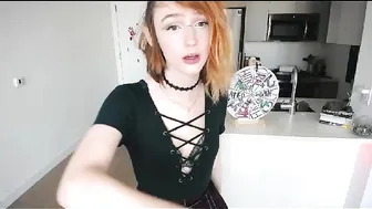 snugglepunk Bright slut fucks pussy
