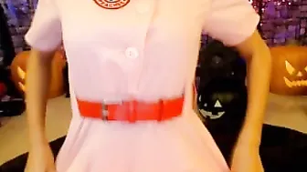leahstrange Hot prostitute masturbating pussy with her hand