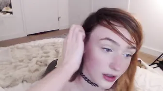 snugglepunk Sexy model - gently handjob pussy