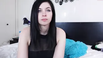 dawnwillow Gorgeous slut fucks in the ass