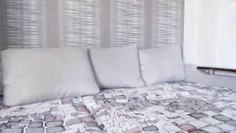 soijii slim a pretty bitch ing on a dick