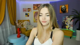 rina_mayers spicy beauty