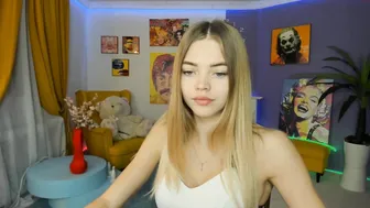 rina_mayers gape show with a beautiful whore