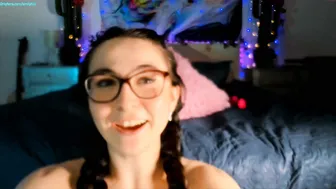littlee33 handjob with  dildo