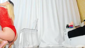 jeyssy69 cute  girl licks dildo