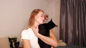 jessie98631  video show with two juicy sluts