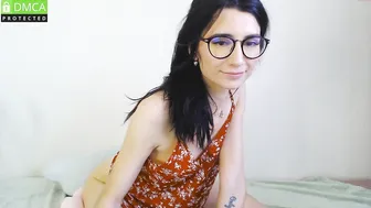 crystal_one shrews passionately fucks anus