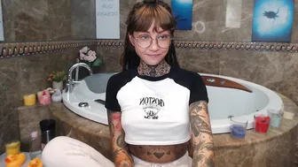 nickyneck the obstinate priestess