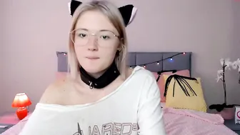 oksana_frolova new video room with beautiful blonde teasing