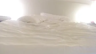 monikfree skinny  fucks action toy