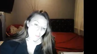 gypsywhite12345 playful cam girl shows her pussy