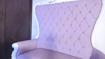 sexy_and_naughty_girl public pussy display in online show