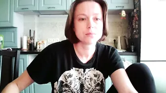 monika_and_max bbw  shows a sweet pussy