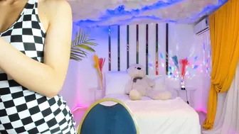 megan_rou beautiful bitch fucks herself with a phallus