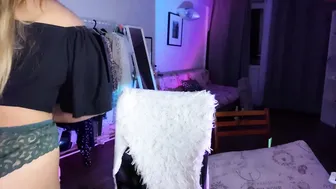 malbontess american model wet hole masturbation