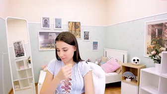 linda_butler vulgar thing stretches vaginal hole