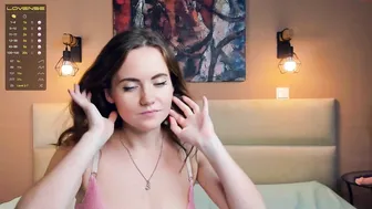 leaveustogether live new cam with a beautiful baby