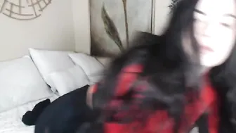 kristennn crazy woman fucks pussy with phallus