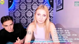 haski_n_aria hot chick