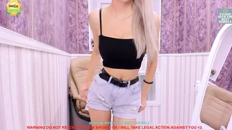 alexis_coy_ slut  shows hairy pie