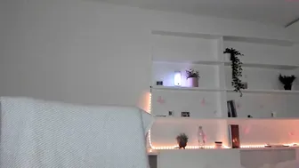 aggie_and_hanna pov cum show on tits 2022 webcam