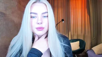 8a8y_nura petite cam blonde with a very tight ass