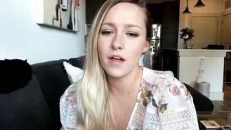 texasthicc  private  with a toy